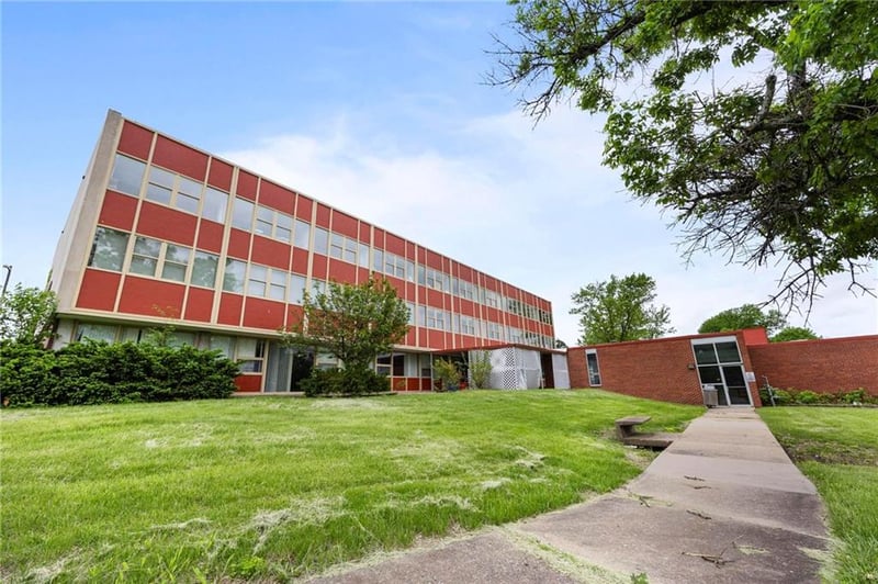 810 Burke St, Fort Scott, KS 66701