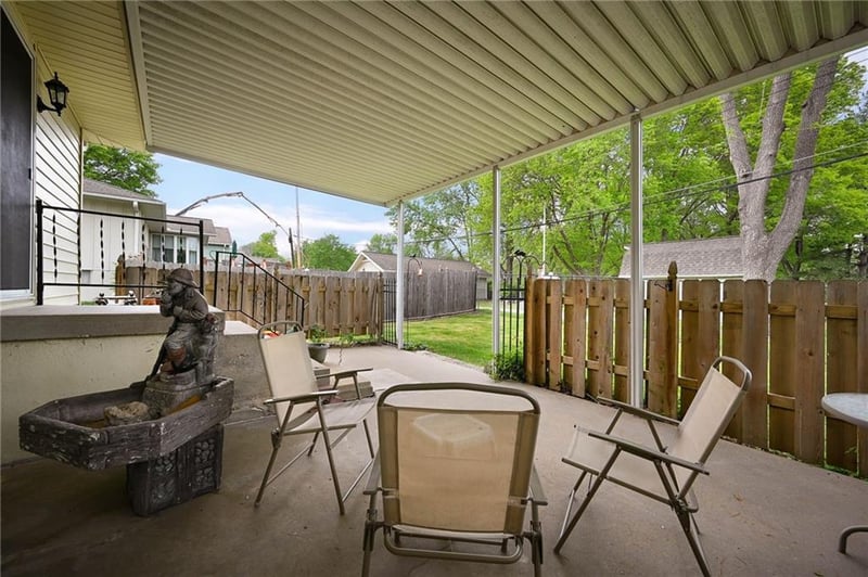 14622 36th St, Independence, MO 64055