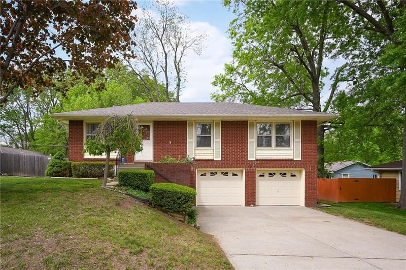 14622 36th St, Independence, MO 64055