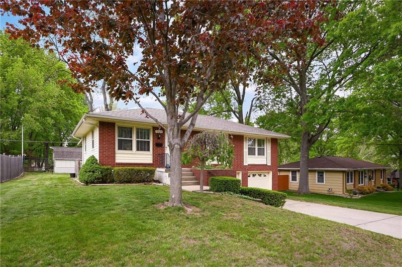 14622 36th St, Independence, MO 64055