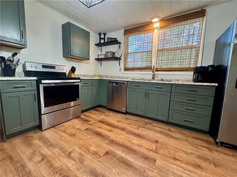 618 Maple St, Columbus, KS 66725