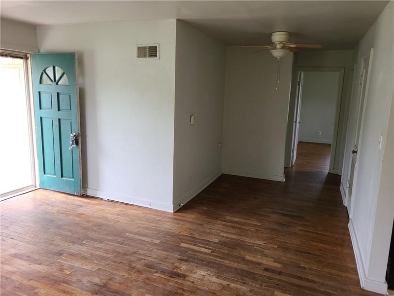 103 Grant Dr, Warrensburg, MO 64093