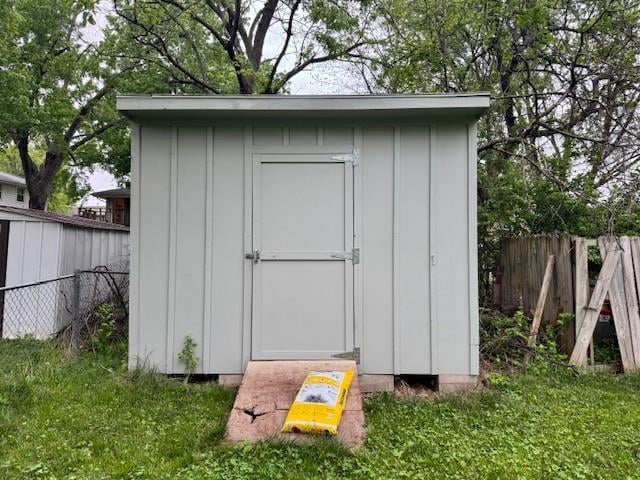 7310 76th Ter, Kansas City, MO 64152