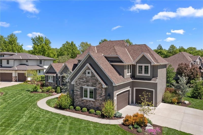 2604 162nd Ter, Overland Park, KS 66085