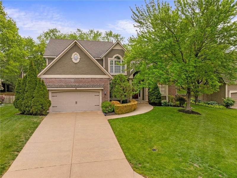 13201 Ballentine St, Overland Park, KS 66213