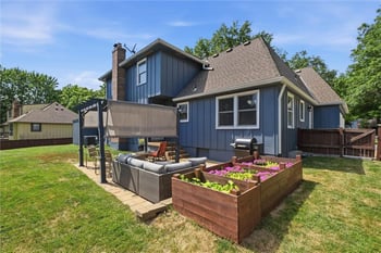 563 E 129th Ter, Kansas City, MO 64145