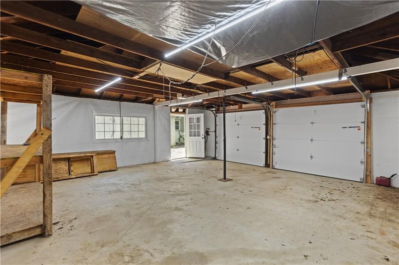 4135 Kelsey Rd, Kansas City, MO 64116