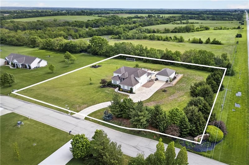 15063 Canton Rd, Gardner, KS 66030