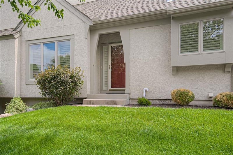 7226 144th Ter, Overland Park, KS 66223