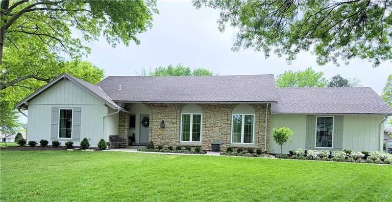 7205 101st St, Overland Park, KS 66212