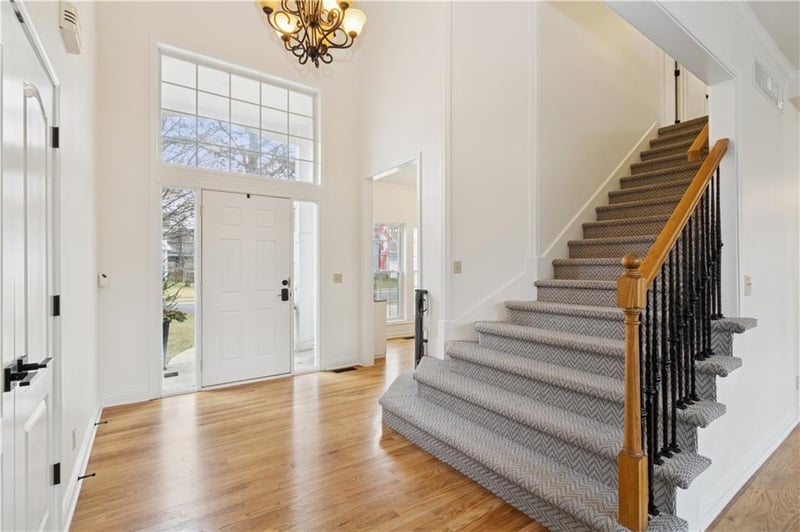 5104 W 158th St, Overland Park, KS 66224