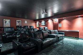 700 E 8th St #15O, Kansas City, MO 64106