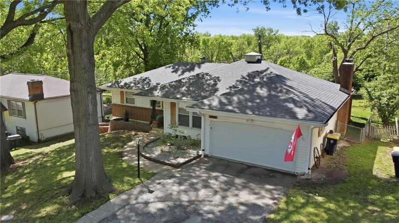 4501 105th St, Kansas City, MO 64137