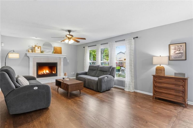 7511 N Palmer Ave, Kansas City, MO 64158