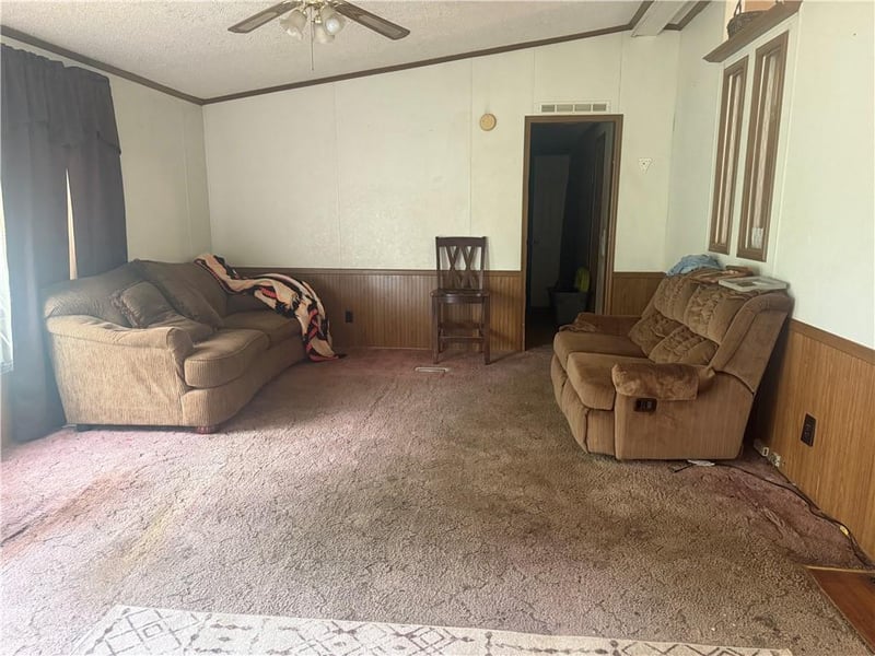 401 W Larch St, Cherokee, KS 66724