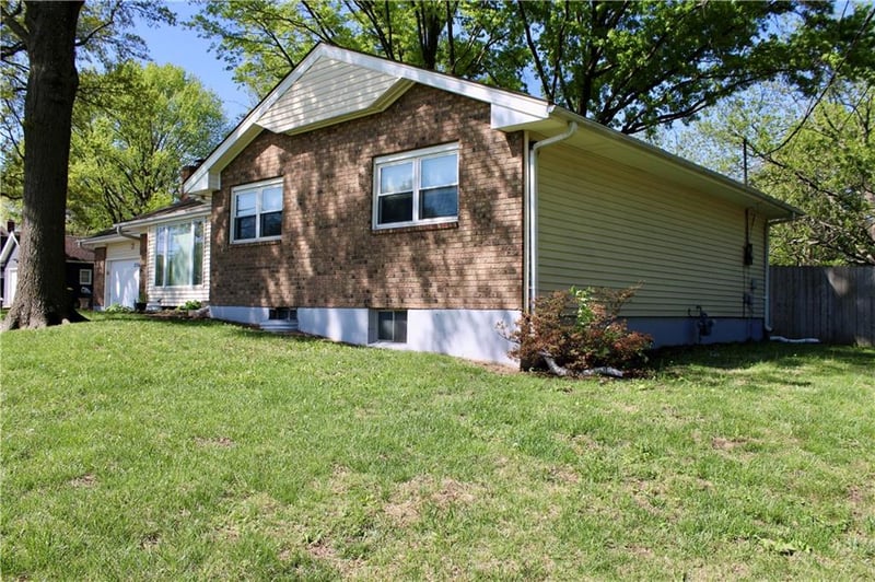 3738 123rd St, Kansas City, KS 66109