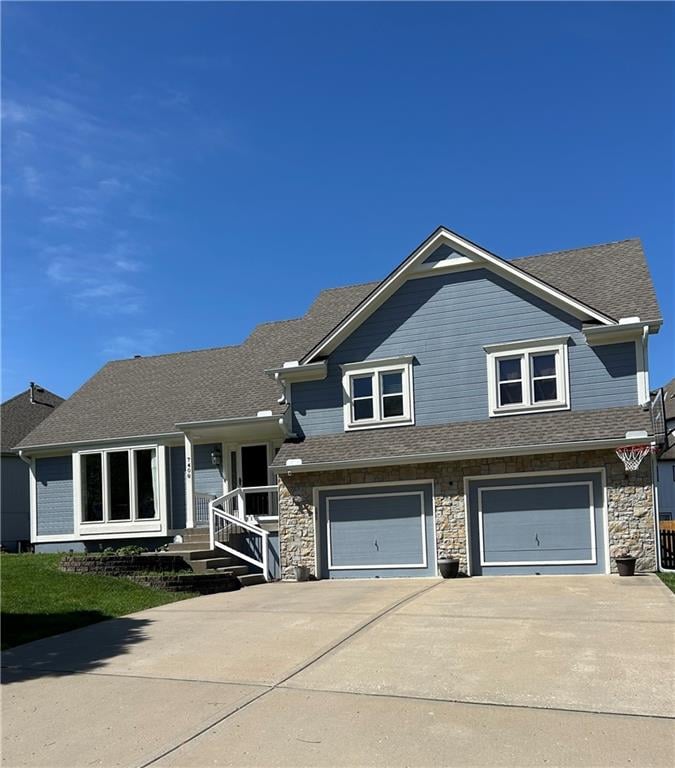 7408 Sycamore Ave, Kansas City, MO 64158