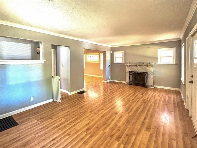 3719 Benton Blvd, Kansas City, MO 64128