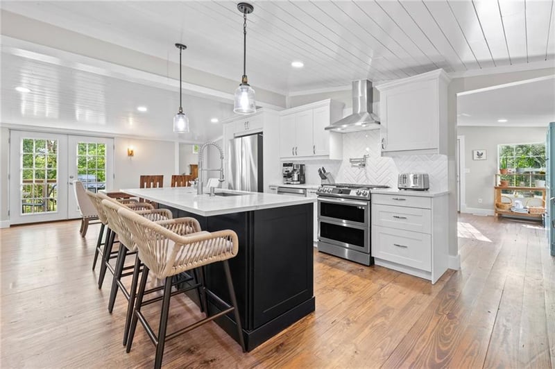 10908 Outer Belt Rd, Lone Jack, MO 64070