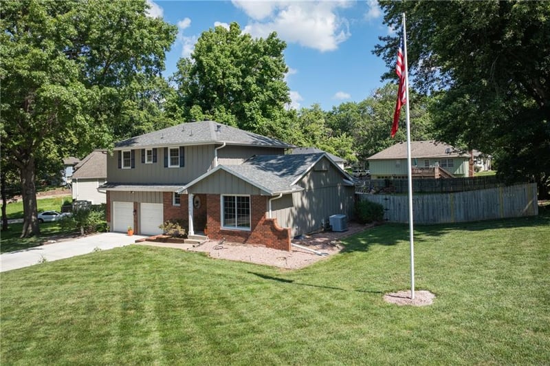 13106 53rd Ter, Kansas City, MO 64133