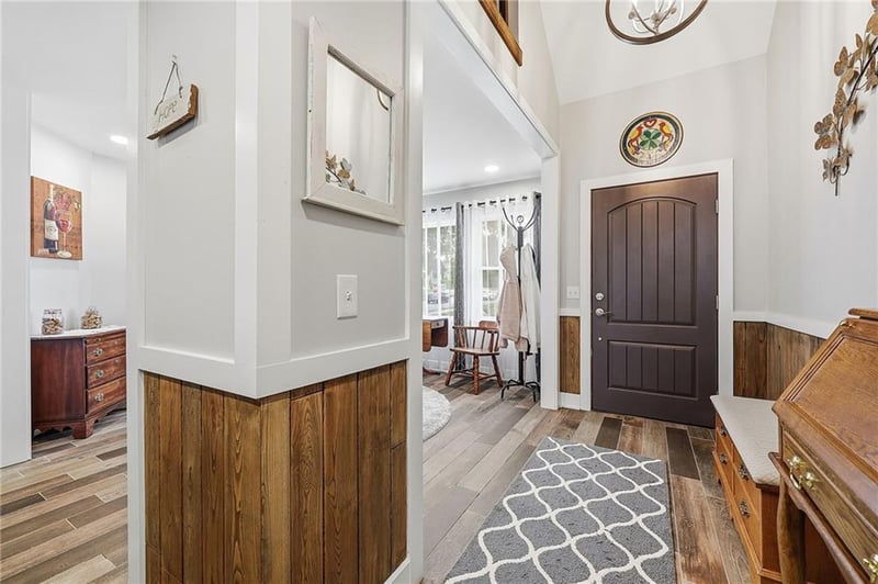 10283 Haskins St, Lenexa, KS 66215