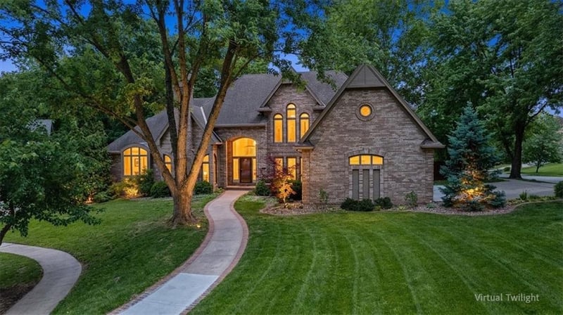 5405 NW 62nd St, Kansas City, MO 64151