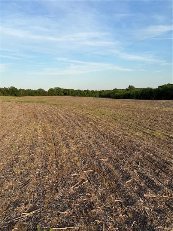 Irwin Rd, Weatherby, MO 64497