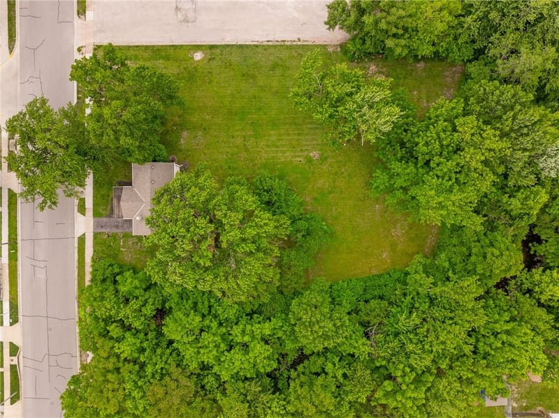 336 Park St, Olathe, KS 66061