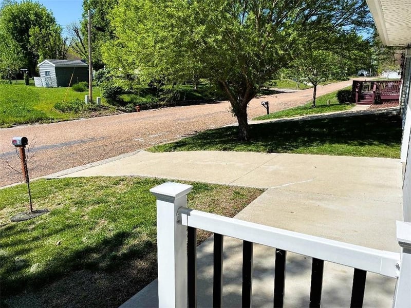 304 SE 10th Street Ter, Concordia, MO 64020