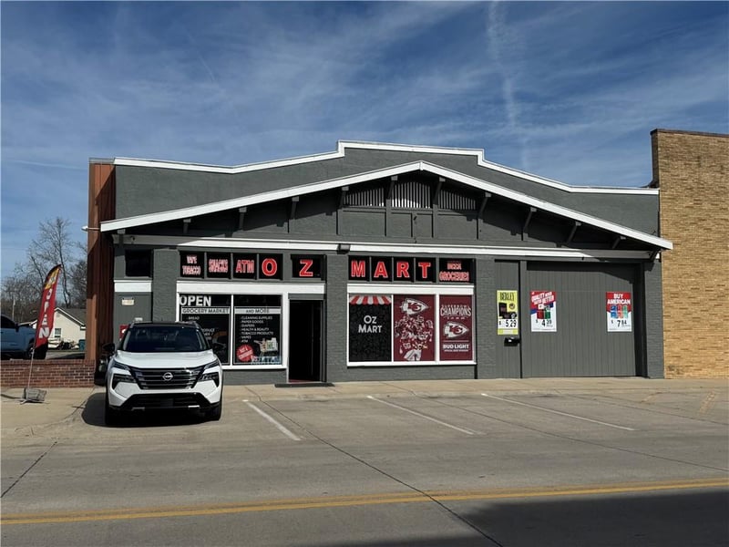 432 Main St, Osawatomie, KS 66064
