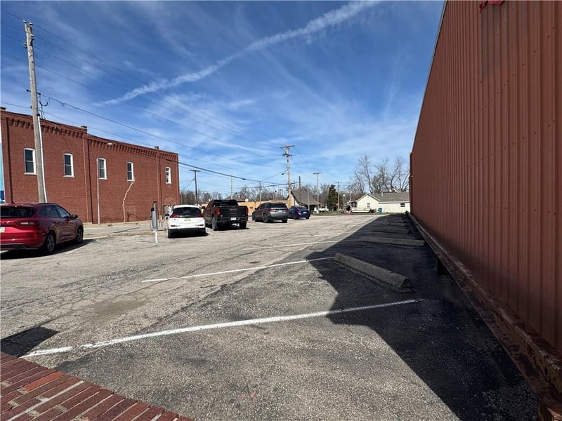 432 Main St, Osawatomie, KS 66064