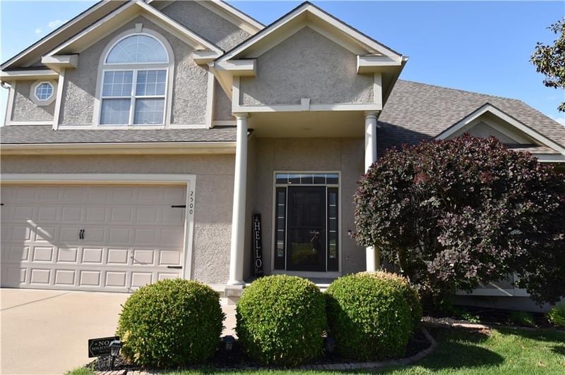 2500 Kristin Dr, Lee's Summit, MO 64082