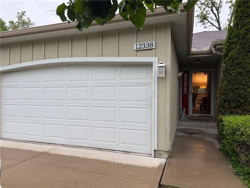 12338 105th Ter, Overland Park, KS 66215