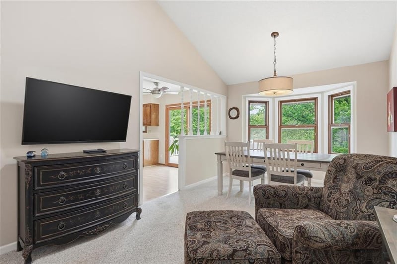 12338 W 105th Ter, Overland Park, KS 66215