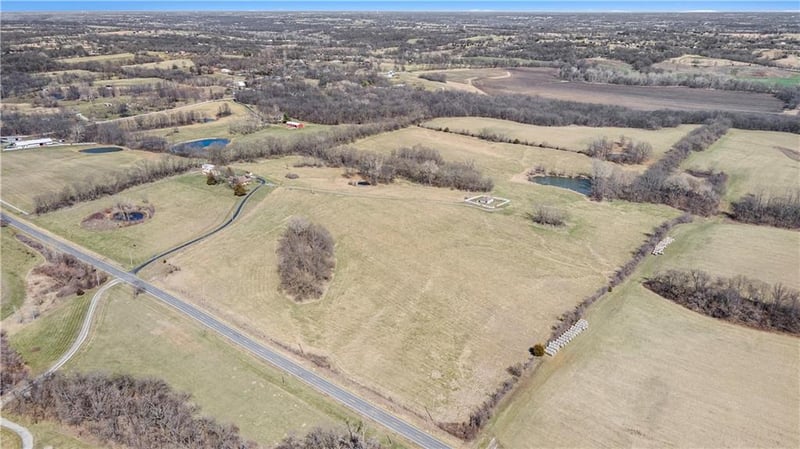 18211 Plattsburg Rd, Holt, MO 64048