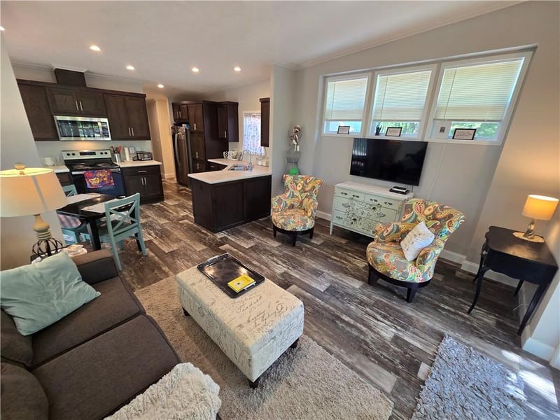 41 Heron Dr, Mound City, KS 66056