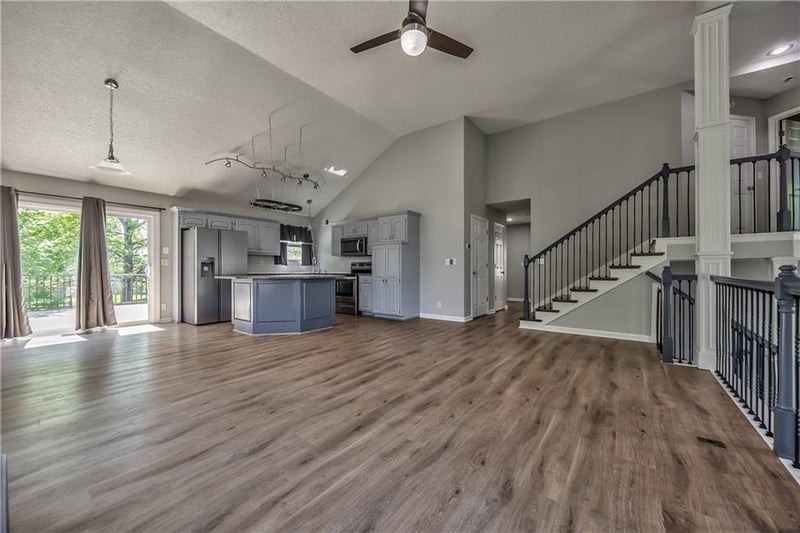 16249 156th Ter, Olathe, KS 66062