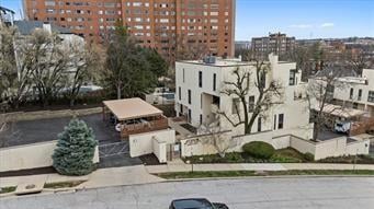 4557 Walnut St, Kansas City, MO 64111
