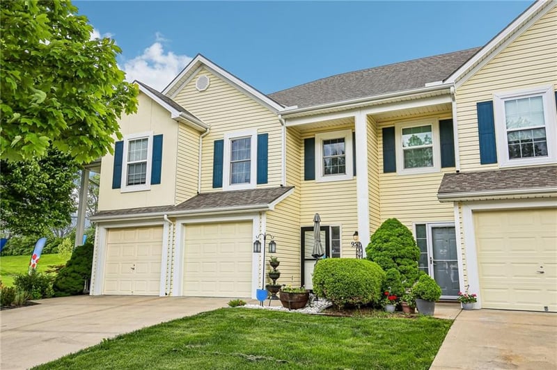 9523 Main St, Kansas City, MO 64155