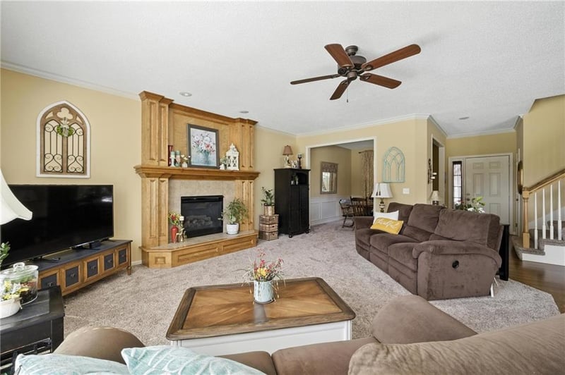 5825 Millbrook St, Shawnee, KS 66218