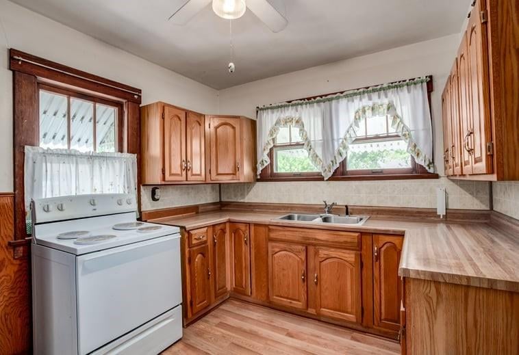 1405 Us 59 Hw, Princeton, KS 66078