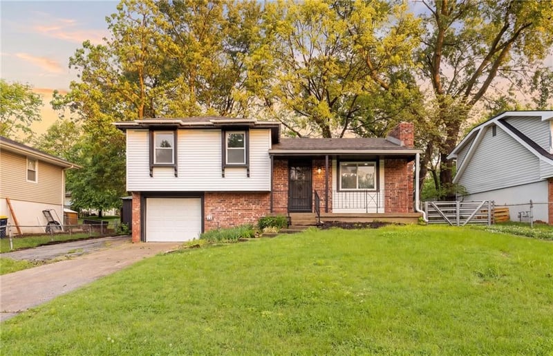 5412 56th Pl, Kansas City, MO 64119