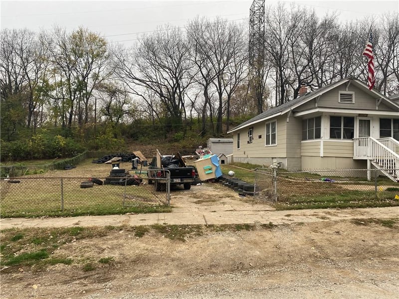 436 Tullis Ave, Kansas City, MO 64125