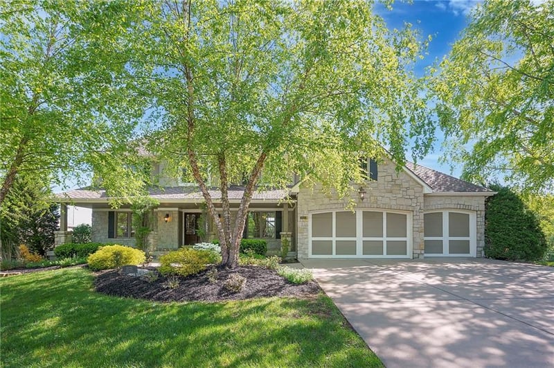 15225 Perry St, Overland Park, KS 66221