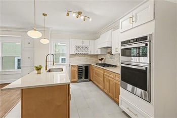 122 E 59th St, Kansas City, MO 64113