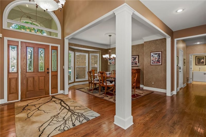 2648 Ashurst Ln, Lee's Summit, MO 64081