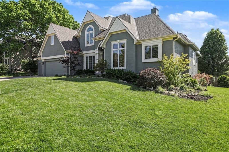 14716 Carter St, Overland Park, KS 66221