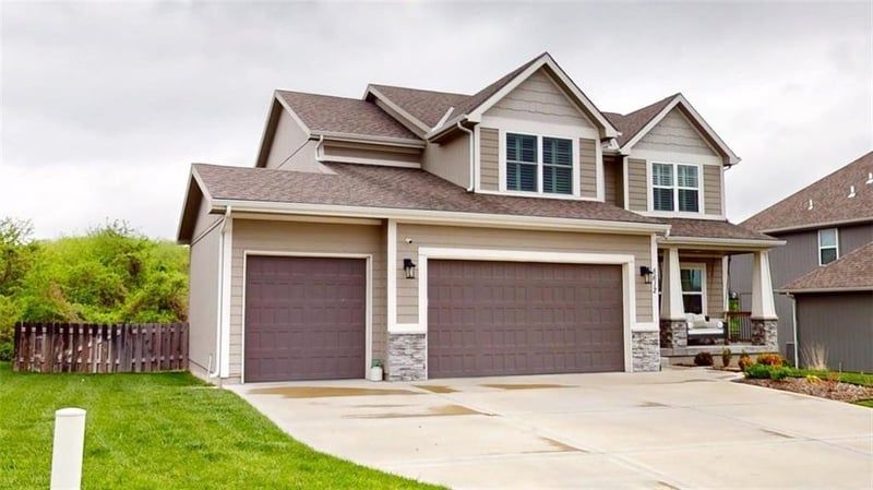 5612 96th St, Kansas City, MO 64154