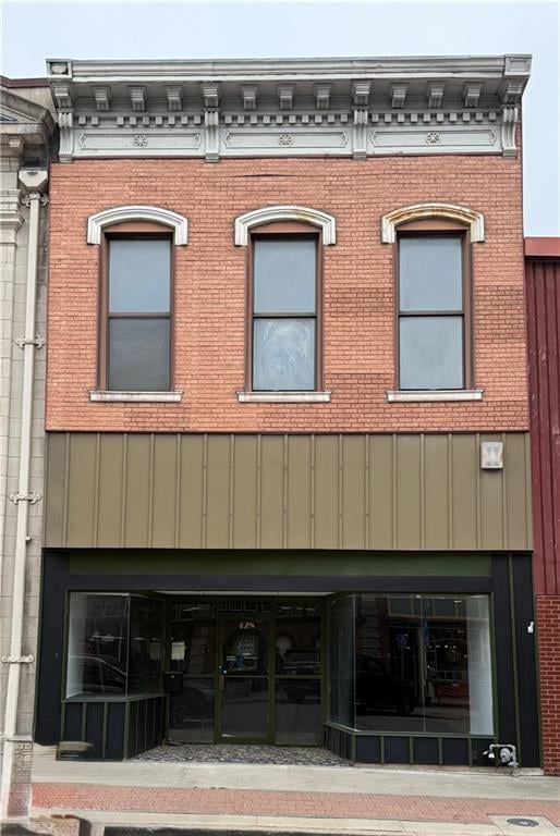 428 Delaware St, Leavenworth, KS 66048