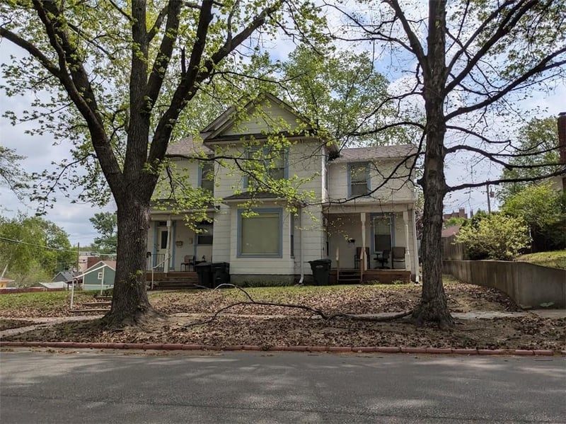 1101 Broadway St, Leavenworth, KS 66048